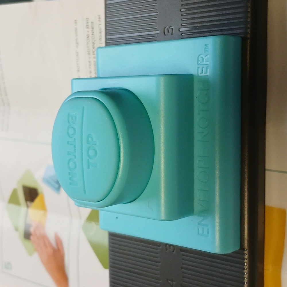 We R Memory Keepers Envelop Notcher - Picture 6 of 6